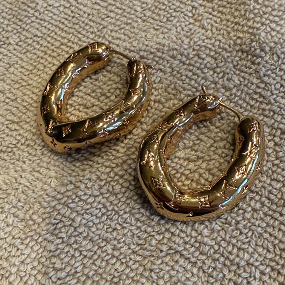 Louis Vuitton Gold Embossed Earrings - Picture 1 of 1